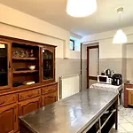 House Marconi With Private Pool 라빈